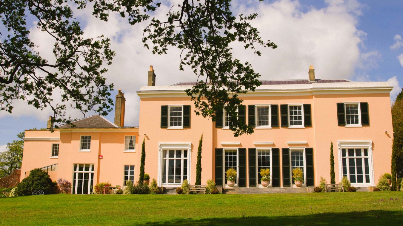 Bignor Park House & South Lawn